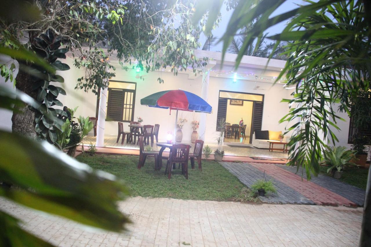 Miheen Hotel & Resort - Anuradhapura Mihintale Eksteriør bilde
