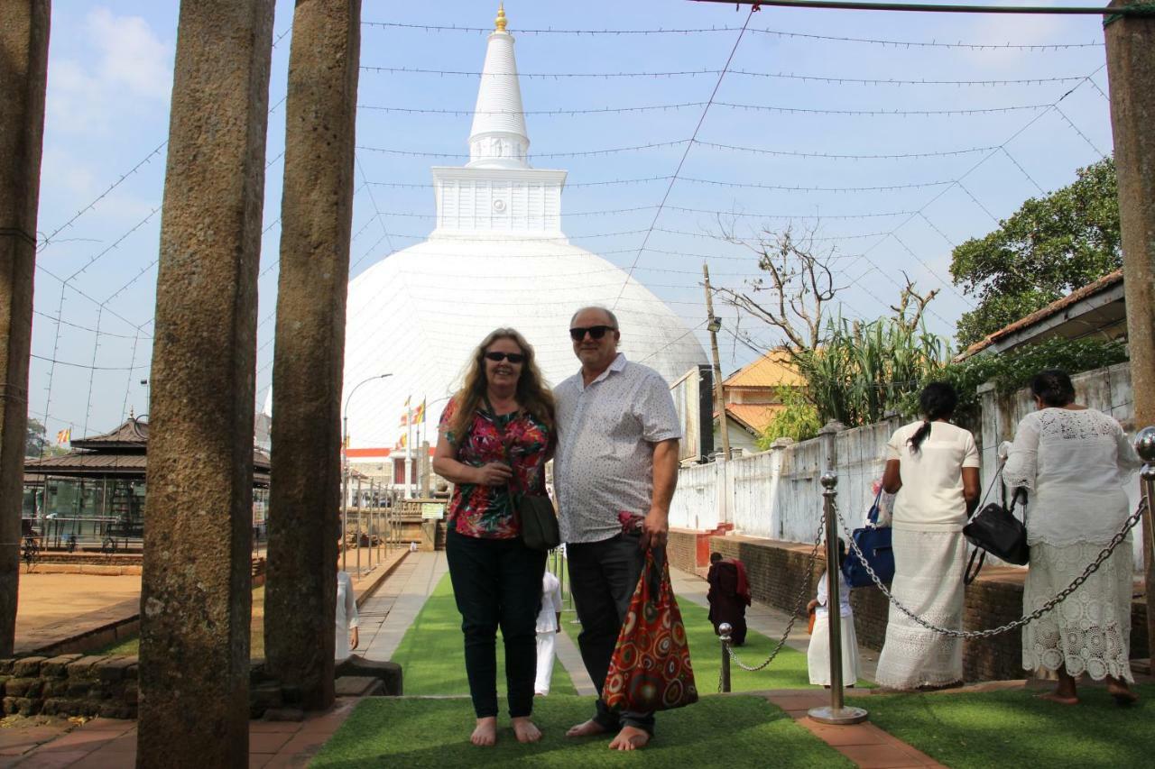 Miheen Hotel & Resort - Anuradhapura Mihintale Eksteriør bilde